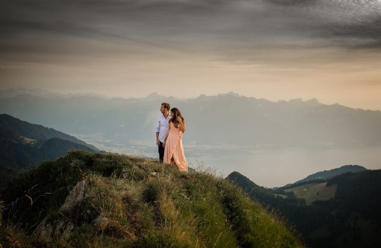 Romantic couple photos on a summit ridge at sunset near Montreux