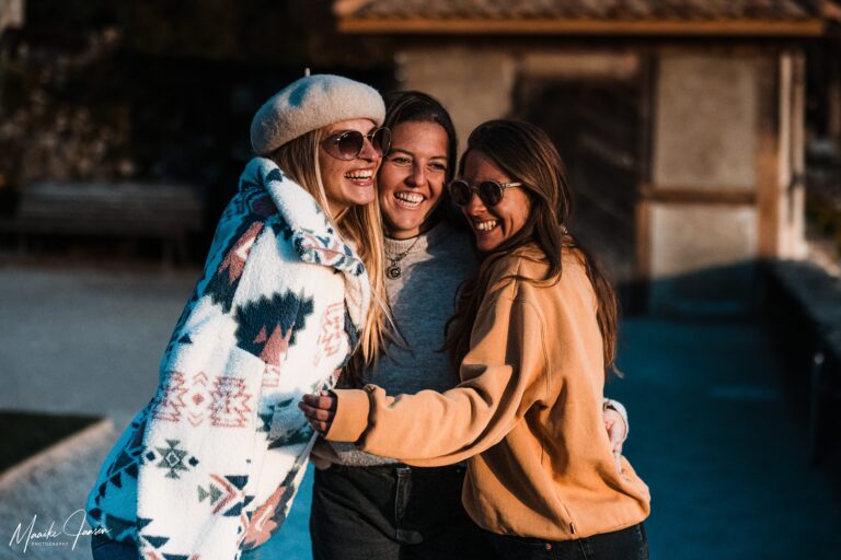 friends photoshoot Château de Chillon